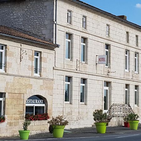 Hôtel Relais De Saintonge Extérieur photo